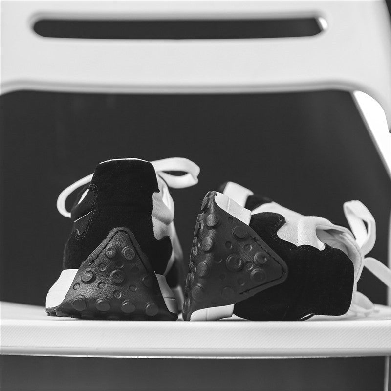 Fashionable Men's Breathable Sneakers